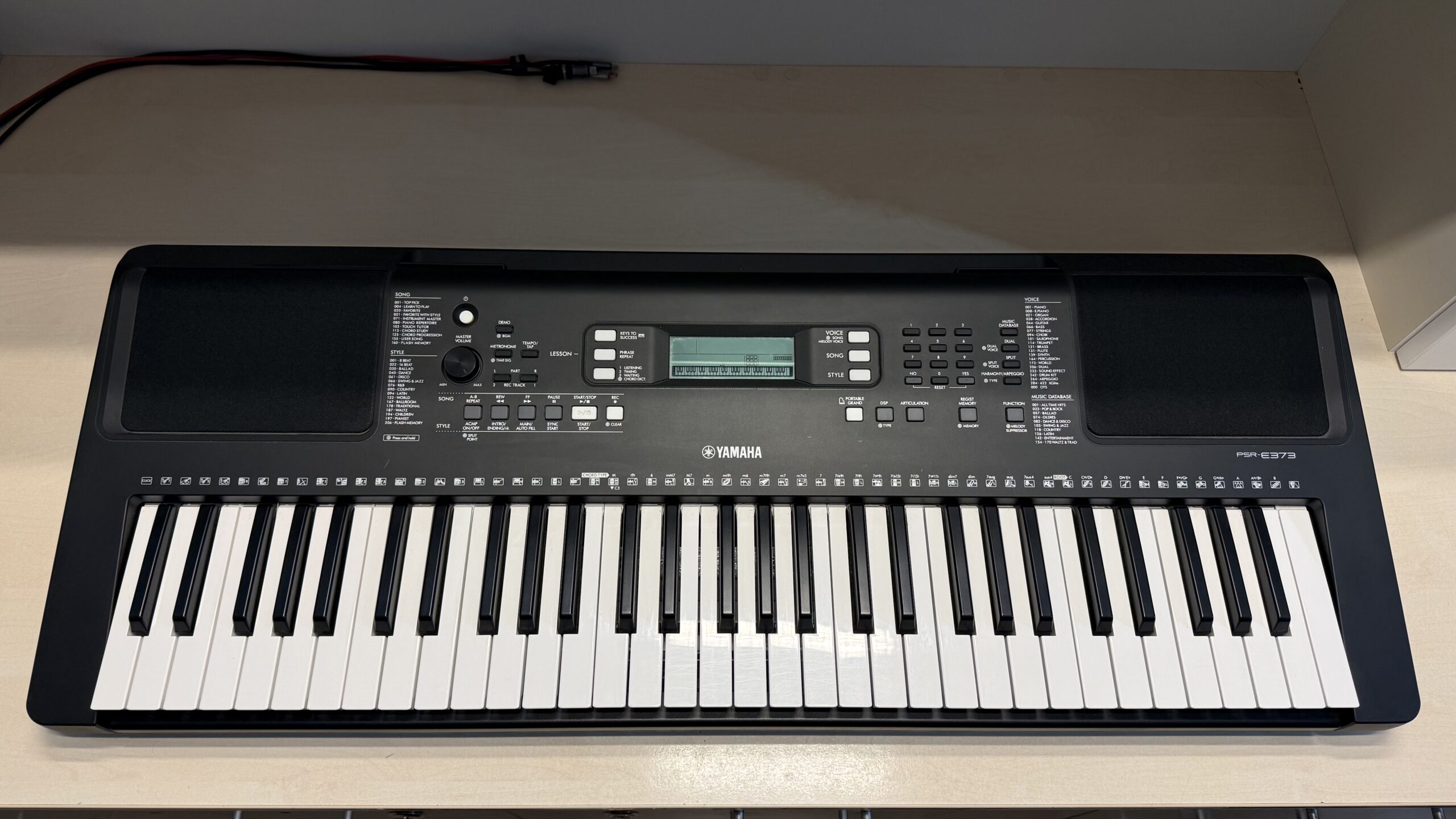 ORGA YAMAHA PSR E373 PIAN DIGITAL E373